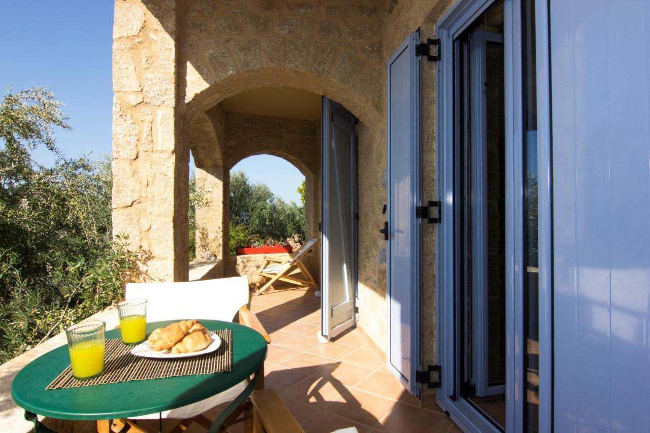 Orfea's Place Riglia Exterior foto