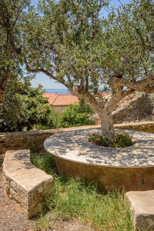 Orfea's Place Riglia Exterior foto